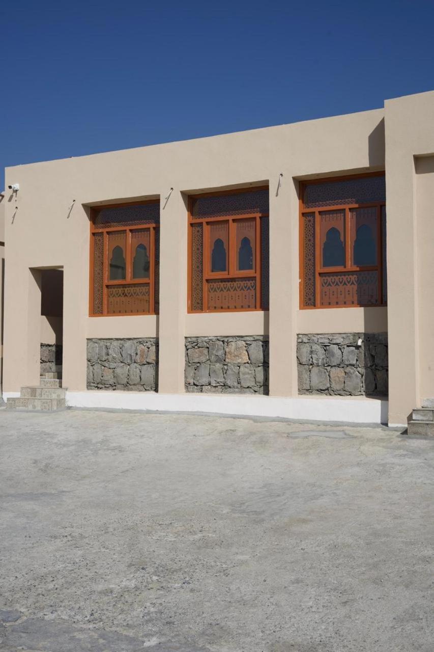 Mountain View Al Ḩamrāʼ